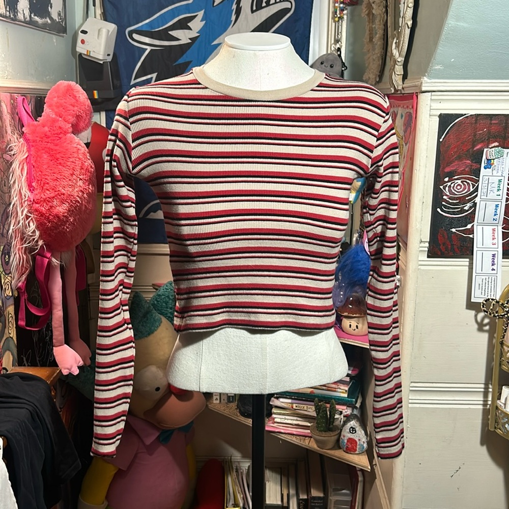 Brandy Melville long sleeve shirt